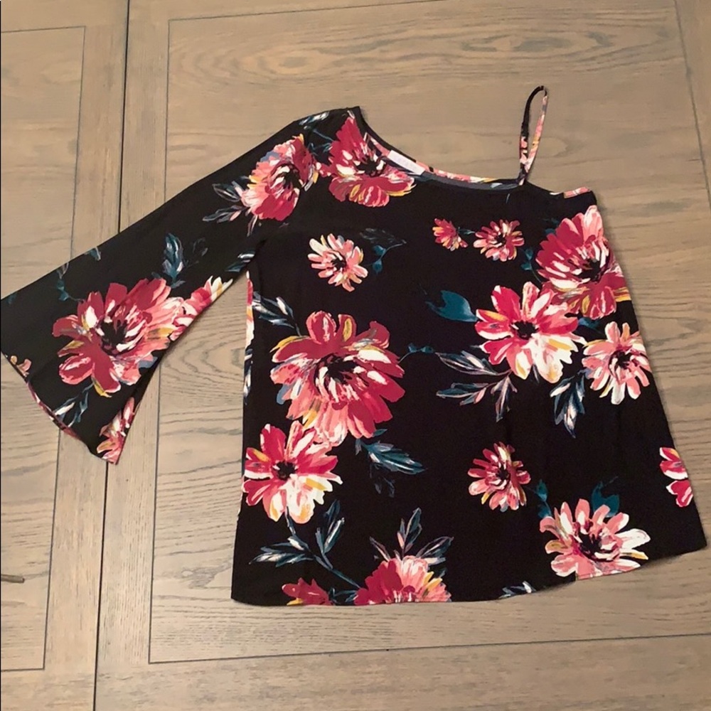 Asymmetrical One Shoulder Blouse